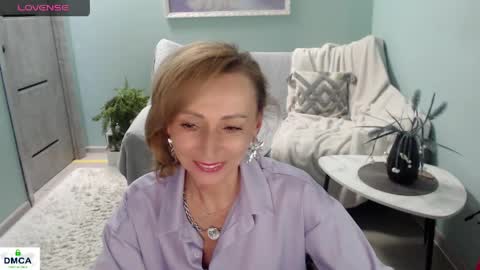 Snapshot of wildelione03 chatting on 05.05.26 Helen online show from 05.05.26