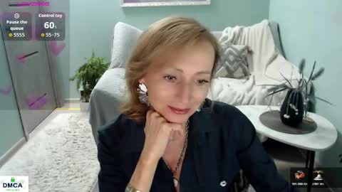 Snapshot of wildelione03 chatting on 05.06.26 Helen online show from 05.06.26