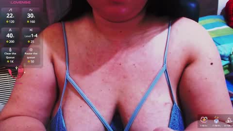 Snapshot of wildhotasianx chatting on 12.27.24 wildhotasianx online show from 12.27.24