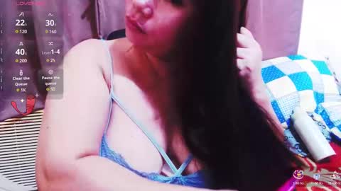 Snapshot of wildhotasianx chatting on 02.24.25 wildhotasianx online show from 02.24.25