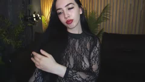 Alena online show from 10.13.25