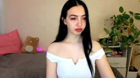 Alena online show from 05.18.26
