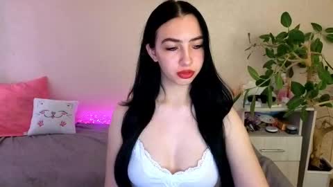 Alena online show from 05.26.26