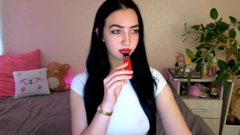 Alena online show from 05.31.26