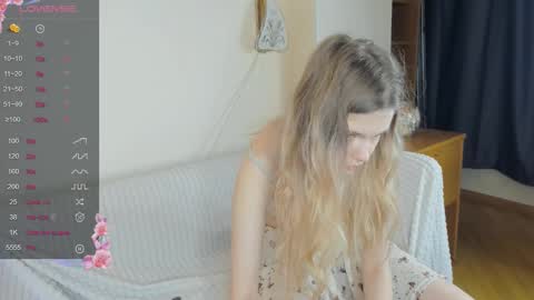 Snapshot of wildopal chatting on 12.14.25 Mila 3 online show from 12.14.25