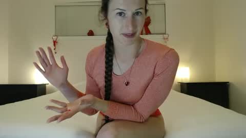 WildRose L - check my Pinned tweet if you dont see me online within 5 minutes after Ive sent email notifications online show from 02.14.25