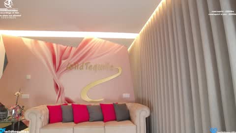 Lili online show from 03.12.25