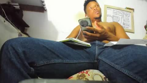 Snapshot of wilfer484725 chatting on 05.11.26 wilfer online show from 05.11.26