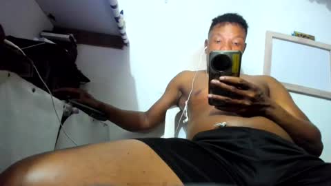 Snapshot of wilfer484725 chatting on 06.12.26 wilfer online show from 06.12.26
