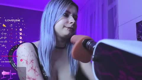 Snapshot of will_vand0m chatting on 02.21.25 Your virtual girlfriend online show from 02.21.25