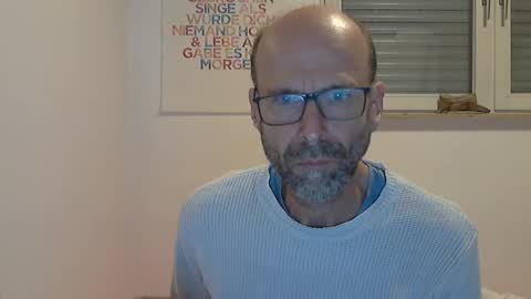 Snapshot of willbillbillwill chatting on 09.30.25 Lilian online show from 09.30.25