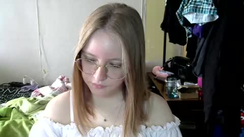 Olivia online show from 07.09.26
