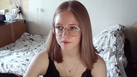 Olivia online show from 07.29.26
