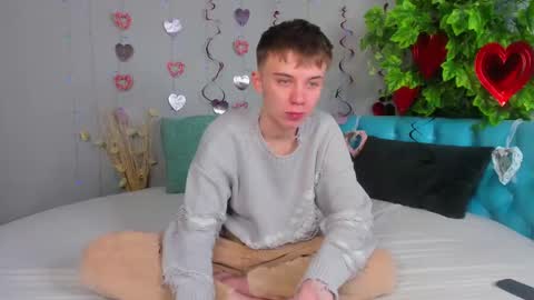 will online show from 02.10.25