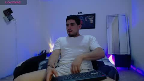 William Steel online show from 05.08.26