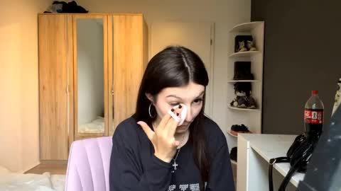 Mari online show from 06.10.26