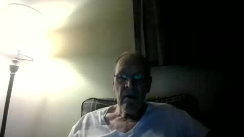 Snapshot of willnedoher chatting on 10.14.25 Willhedoher online show from 10.14.25