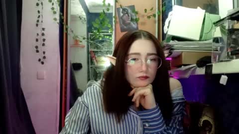 Phoebe online show from 03.14.26