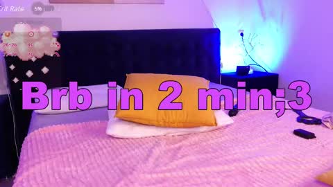 Snapshot of willow__love chatting on 02.20.25 See u 3 of December3 online show from 02.20.25