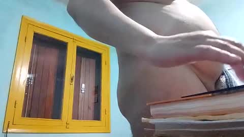 Snapshot of willvenezolano03 chatting on 09.18.25 willvenezolano03 online show from 09.18.25