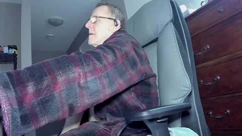 Snapshot of willyskynn chatting on 01.07.25 WillySkynn online show from 01.07.25