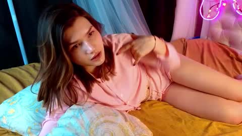 Vicki3 online show from 03.03.26