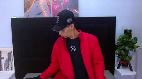 Wiltom online show from 12.16.25