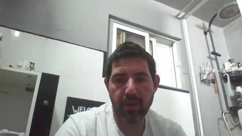 Snapshot of windowpane5 chatting on 01.04.25 windowpane online show from 01.04.25