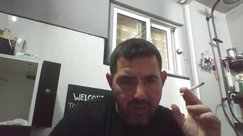 Snapshot of windowpane5 chatting on 01.19.25 windowpane online show from 01.19.25