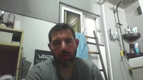 Snapshot of windowpane5 chatting on 09.11.25 windowpane online show from 09.11.25