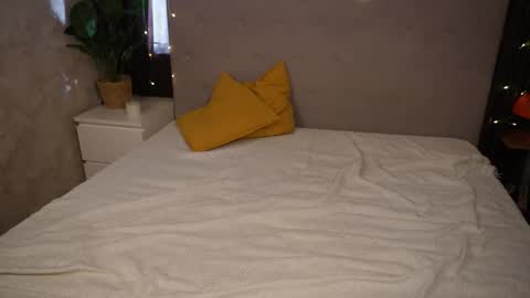 wineandboobs online show from 03.10.26