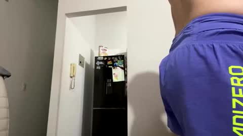 Winniethephoota online show from 04.22.26