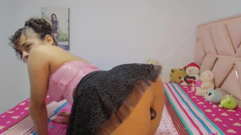 Snapshot of winnifer_gonzalez chatting on 03.05.26 Winnifer Gonzalez online show from 03.05.26