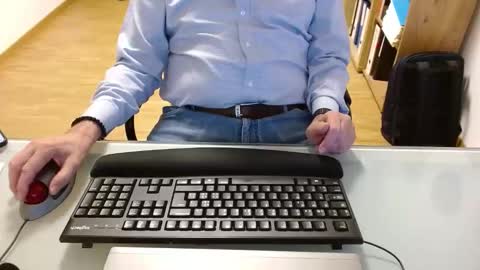 winterfreund99 online show from 11.16.25