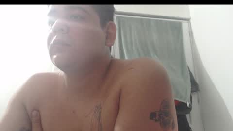 Snapshot of winy_hot chatting on 06.07.26 winy_hot online show from 06.07.26
