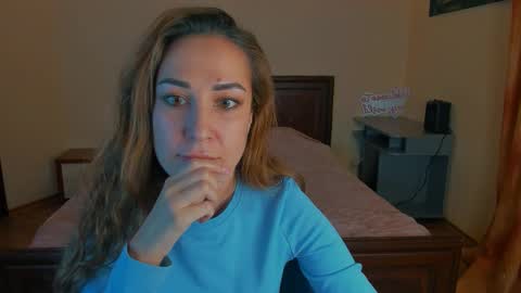 Sarah Curly online show from 03.17.26