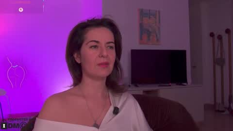 Witch in Silk online show from 11.22.25