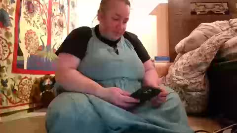 Snapshot of witchannie chatting on 10.15.25 Annie online show from 10.15.25