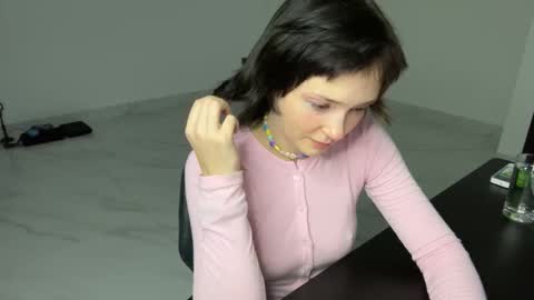 Snapshot of witches_curves chatting on 02.23.25 Nemo online show from 02.23.25
