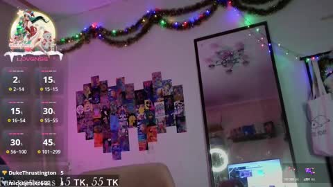 Snapshot of witchmooon chatting on 12.31.24 Kiara online show from 12.31.24