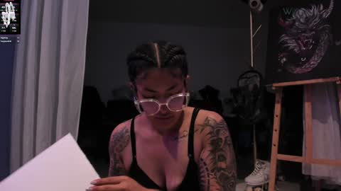     Luna Violeta  A r t i s t  online show from 12.21.24