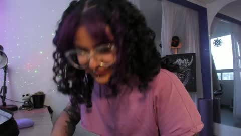     Luna Violeta  A r t i s t  online show from 03.03.25