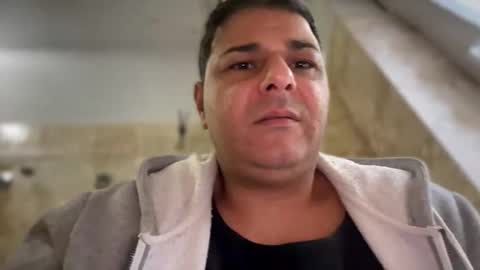 Snapshot of witebull83 chatting on 12.26.24 Witebull online show from 12.26.24