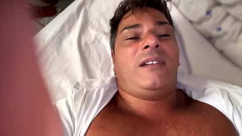 Snapshot of witebull83 chatting on 09.19.25 Witebull online show from 09.19.25