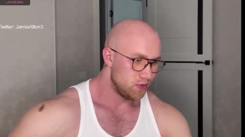 Wlademar online show from 10.18.25