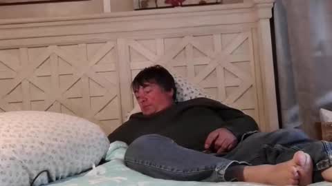 Snapshot of wldlife chatting on 11.12.25 wldlife online show from 11.12.25