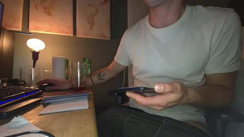 wnhz27 online show from 10.02.25