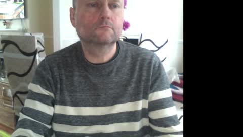 Snapshot of wobble444 chatting on 02.07.25 wobble444 online show from 02.07.25