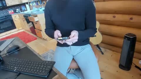 Snapshot of wobbleon chatting on 01.20.25 Gobbleon online show from 01.20.25