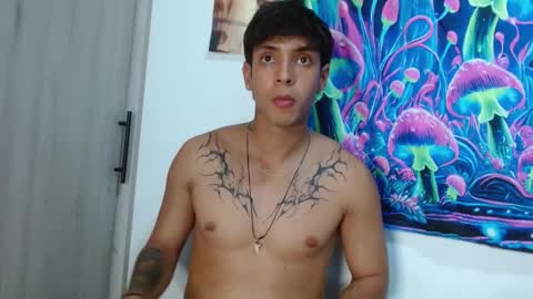 wolf_light online show from 12.23.25